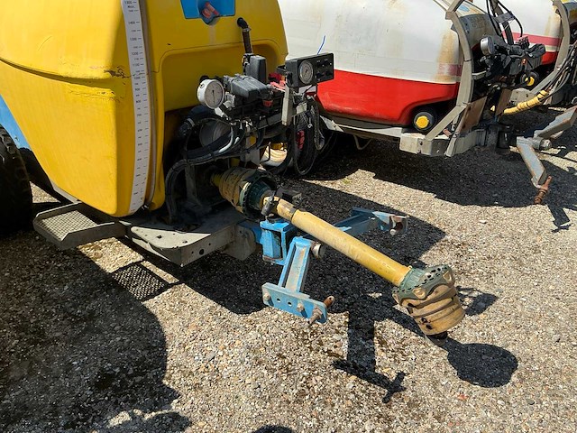 Kwh getrokken spuitmachine - afbeelding 3 van  7