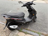 Kymco - brommerscooter - vp 50 - gemotoriseerde scooter - afbeelding 8 van  10