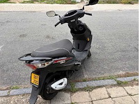 Kymco - brommerscooter - vp 50 - gemotoriseerde scooter - afbeelding 9 van  10