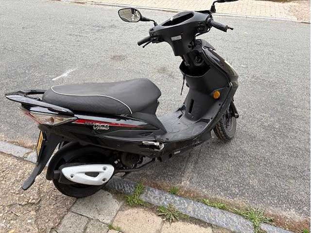 Kymco - bromscooter - vp 50 - motorised scooter - afbeelding 8 van  10