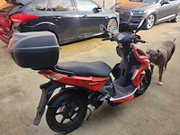 Kymco - super 8 - light mopeds & light motorised scooters - afbeelding 3 van  7