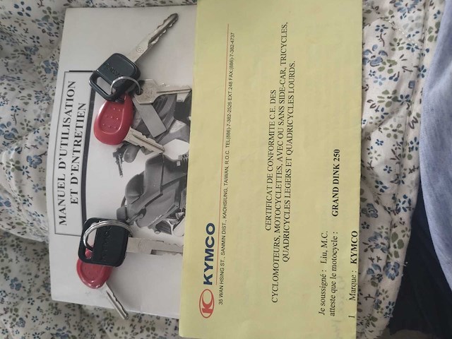 Kymco grand dink 250 cc scooter - afbeelding 9 van  19