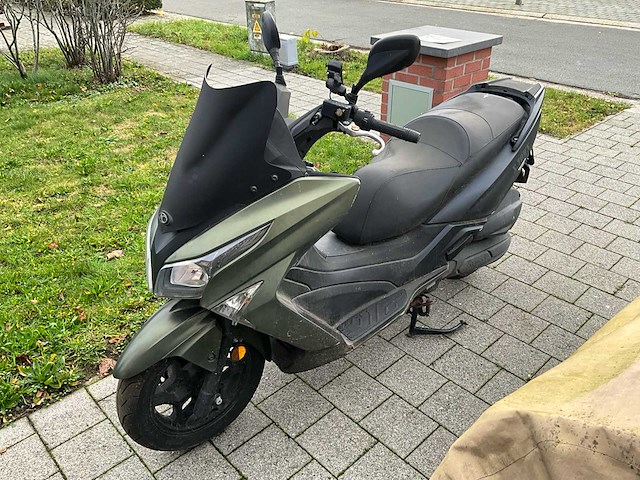 Kymco ks25a brommer - afbeelding 11 van  24