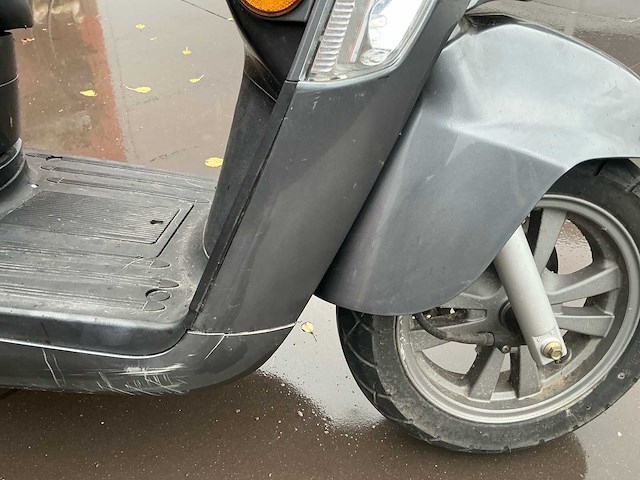 Kymco like 50 scooter - afbeelding 18 van  33