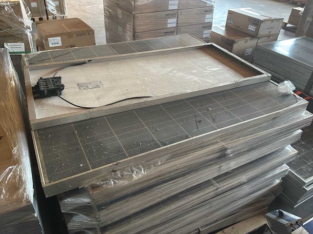 Kyocera corporation kc110-1 zonnepaneelset - 52-delige pallet - afbeelding 2 van  5