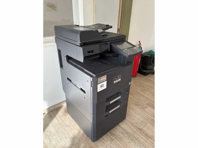 Kyocera taskalfa 2551ci multifunctionele printer - afbeelding 2 van  7