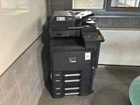 Kyocera taskalfa 300 ci kyocera taskalfa 300ci kleurkopieerapparaat / multifunctionele printer – a3 kleur multifunctionele kopieermachine – printen, kopiëren, scannen – pf-730 papiermodule - afbeelding 1 van  5