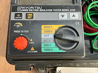 Kyoritsu 3125 a hoogspanningsisolatietester - afbeelding 2 van  5