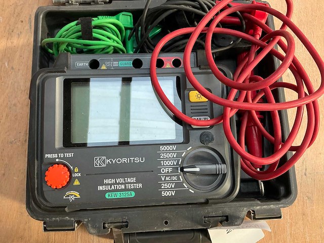Kyoritsu 3125 a hoogspanningsisolatietester - afbeelding 4 van  5