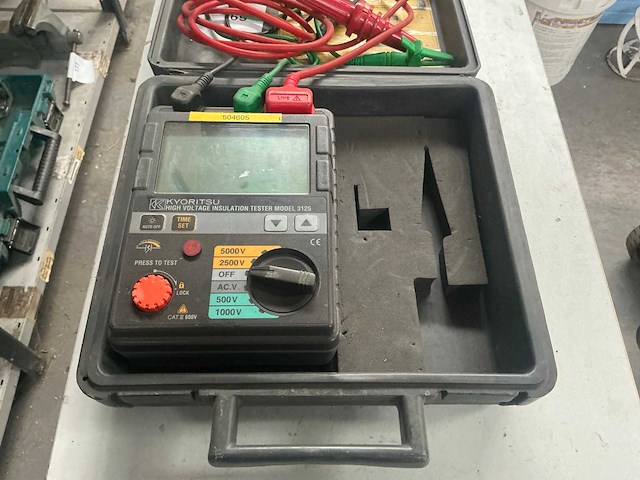 Kyoritsu 3125 isolatierester - afbeelding 1 van  3