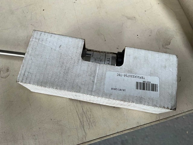 Kyoritsu 3131 isolatie meter - afbeelding 6 van  6