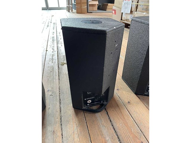 L-acoustics - 8xt - 4x speaker - afbeelding 6 van  10