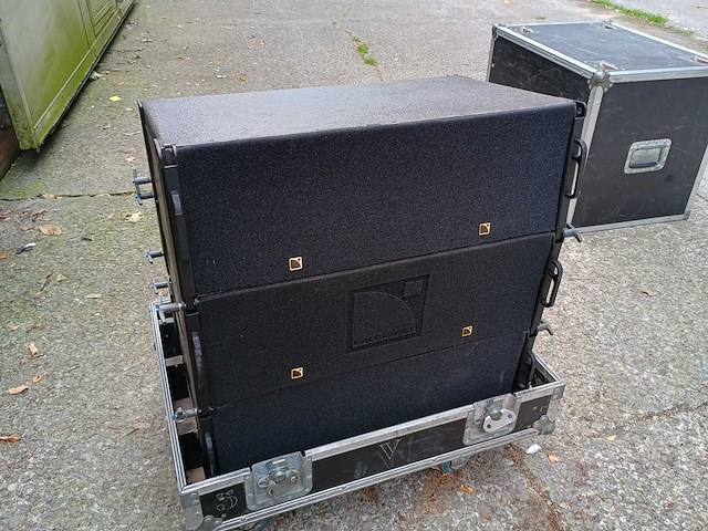 L acoustics - dv dosc - line-array systeem - afbeelding 1 van  4