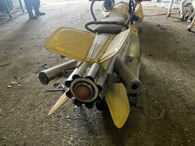 L’ autopede carrouselruimtemotor - afbeelding 8 van  8