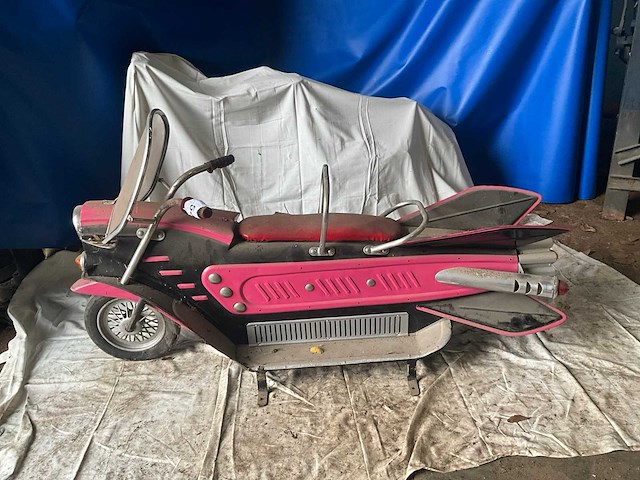 L’ autopede carrouselruimtemotor - afbeelding 1 van  7