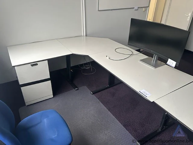 L-vormig kantoorbureau met ladeblok, afmetingen 220 x 120 cm - afbeelding 1 van  2