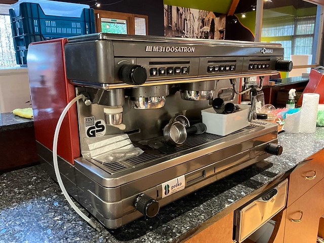 La cimbali m31 dosatron koffiemachine - afbeelding 2 van  7