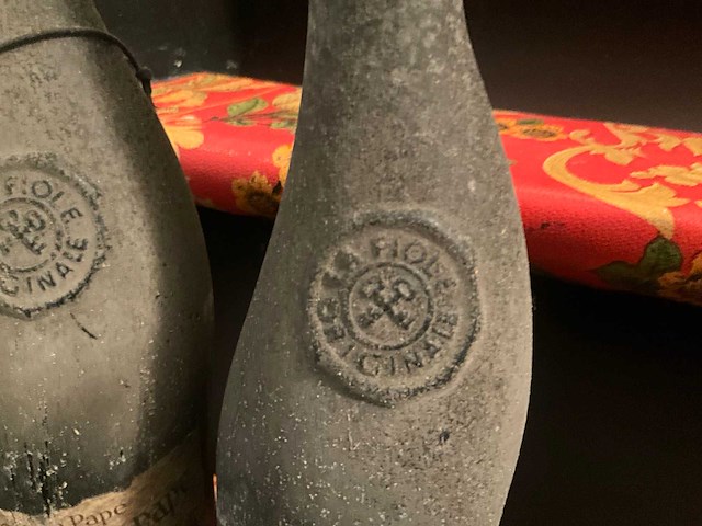 La fiole du pape pierre anselme chateauneuf-du-pape wijn (2x) - afbeelding 5 van  7