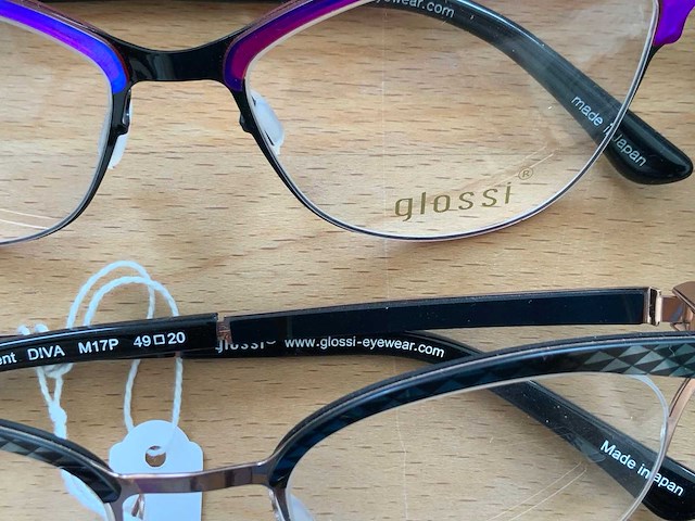 La petite lunette rouge / glossi / nine designer montuur (14x) - afbeelding 6 van  15
