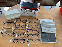 La petite lunette rouge / glossi / nine designer montuur (14x) - afbeelding 1 van  15