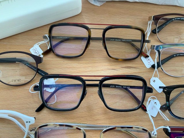 La petite lunette rouge / glossi / nine designer montuur (14x) - afbeelding 10 van  15