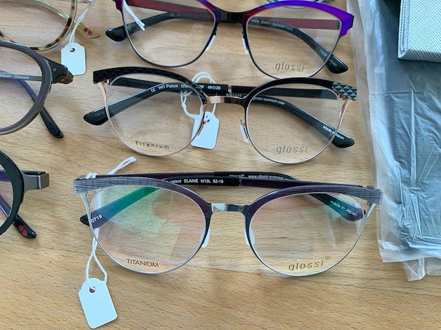 La petite lunette rouge / glossi / nine designer montuur (14x) - afbeelding 12 van  15