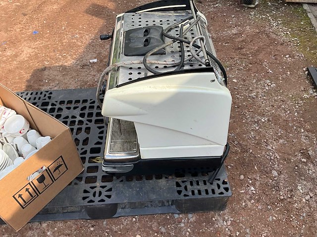 La spaziale koffiemachine - afbeelding 6 van  7