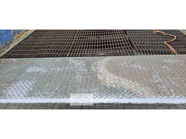 Laadbrug - afbeelding 2 van  6