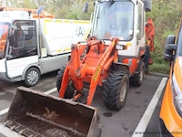 Laadgraafcombinatie kubota r420n, bj 2004, serie nr 01004, werkuren 1111,5, mogelijk platte batterij, vv toebehoren