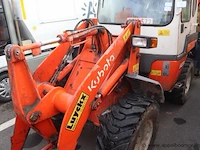 Laadgraafcombinatie kubota r420n, bj 2004, serie nr 01004, werkuren 1111,5, mogelijk platte batterij, vv toebehoren - afbeelding 10 van  16