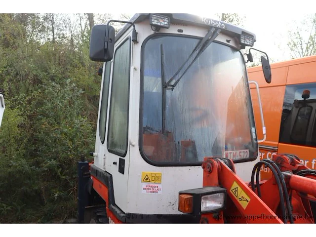 Laadgraafcombinatie kubota r420n, bj 2004, serie nr 01004, werkuren 1111,5, mogelijk platte batterij, vv toebehoren - afbeelding 15 van  16