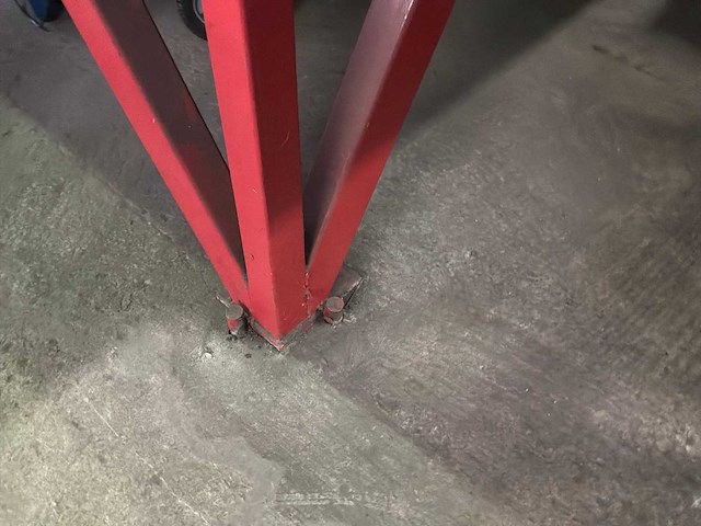 Laadperron/ verhoogd werkplatform - afbeelding 2 van  12