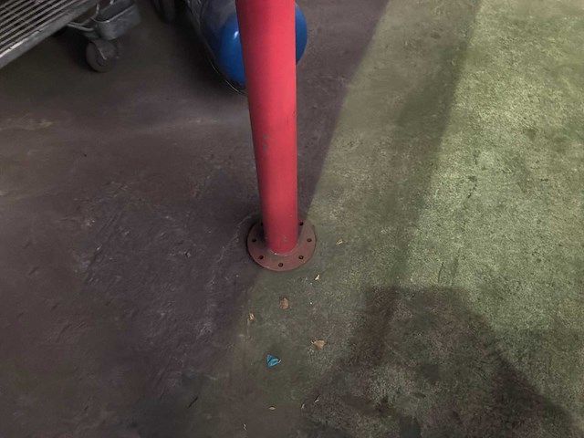 Laadperron/ verhoogd werkplatform - afbeelding 10 van  12