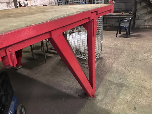 Laadperron/ verhoogd werkplatform - afbeelding 9 van  9