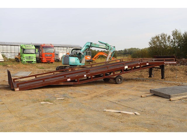 Laadramp containerramps mangust lr12t 12t 2024 - afbeelding 1 van  1