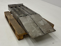 Laadramp set van 2 stuks - 1100kg - 1500x240mm - afbeelding 1 van  3