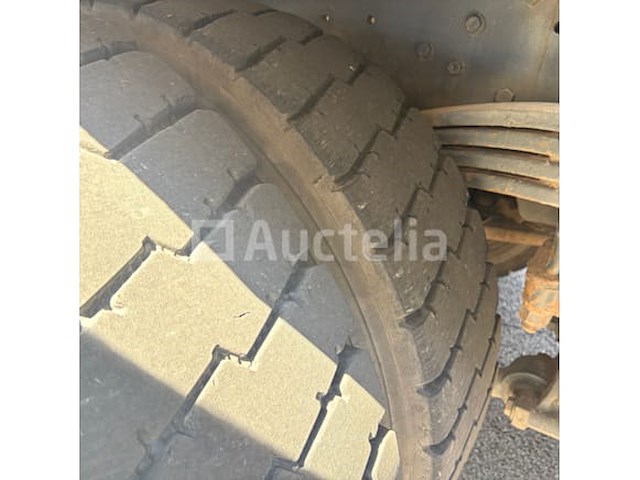 Laadwagen met kraan mercedes-benz actros 3340 (2002-379,809 km-vin:wdb9501631k772600) - afbeelding 23 van  51