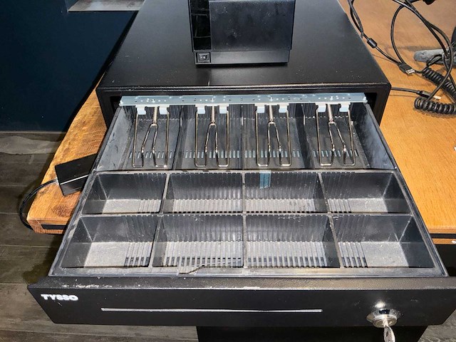 Label- en coderingsmachine - afbeelding 11 van  11