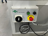 Labelmachine voorzien van transportband eme - afbeelding 8 van  9