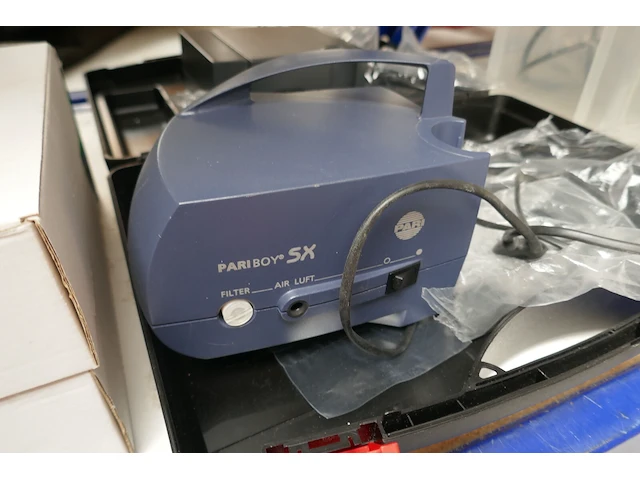 Labo - medisch materiaal - afbeelding 2 van  6