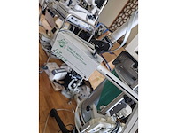 Laborie - various medical equipment - afbeelding 6 van  8