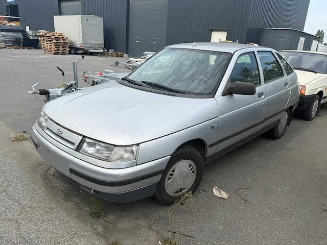 Lada - - samara - personenauto - afbeelding 1 van  10
