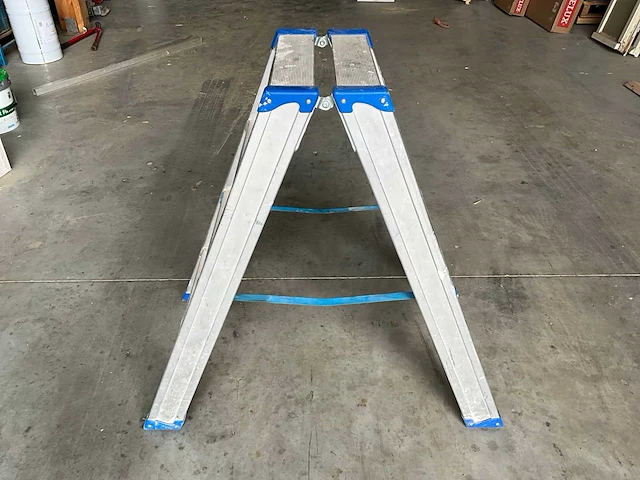 Ladder 2x4 - afbeelding 1 van  3
