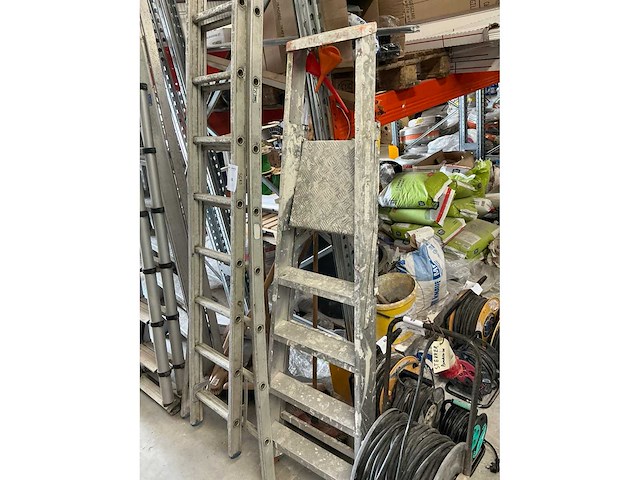 Ladder (2x) - afbeelding 2 van  3