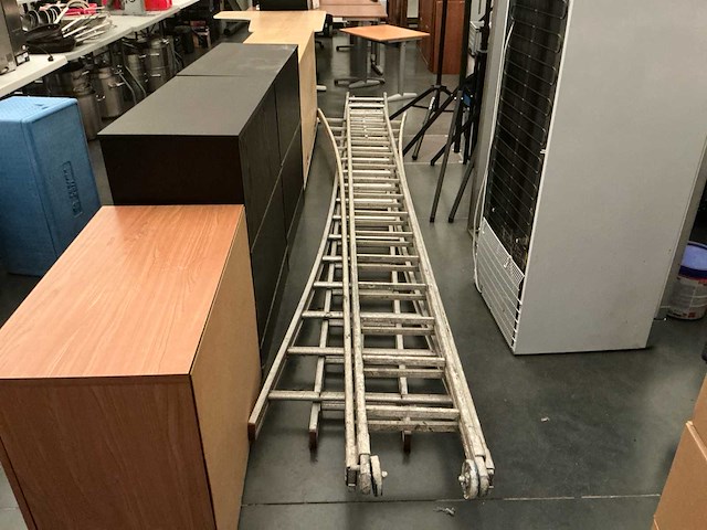 Ladder (2x) - afbeelding 1 van  5