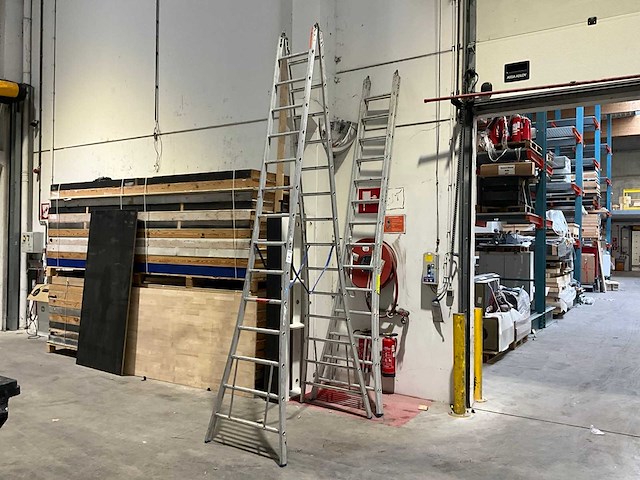 Ladder (2x) - afbeelding 1 van  3