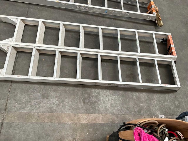 Ladder (2x) - afbeelding 4 van  5