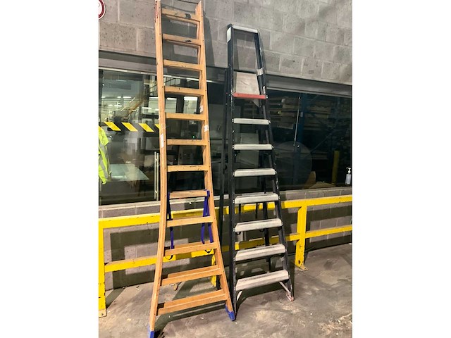 Ladder en trap (2x) - afbeelding 2 van  3