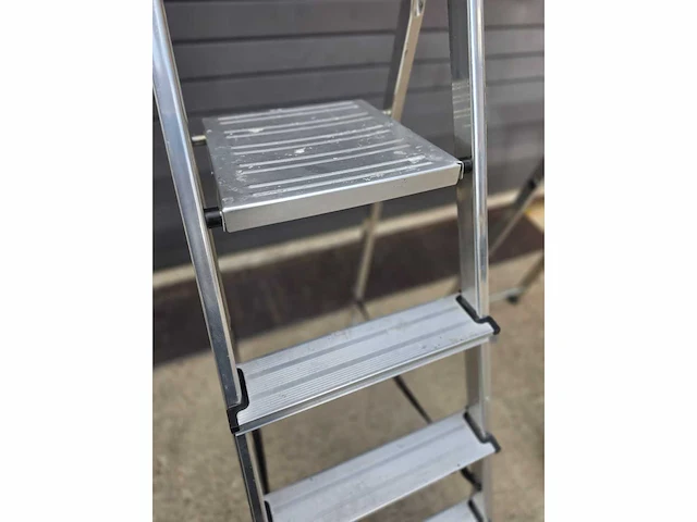Ladder en trap (2x) - afbeelding 3 van  5