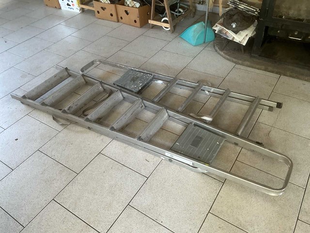 Ladder en trap - afbeelding 1 van  2